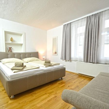 Apartment Zeller Lake & City Centre Zell am See Room photo
